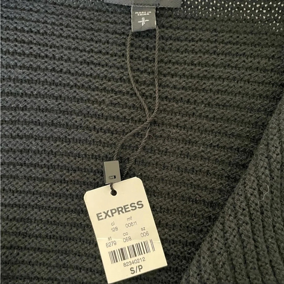 Express knit crop sweater - Picture 2 of 5